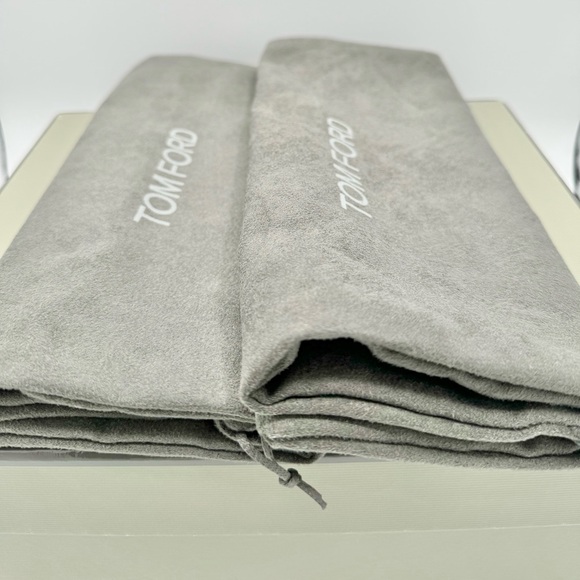 NWT Tom Ford Padlock Laminated Pump Heels “Gunmetal” sz 38 / UK 5 Sold Out - Picture 14 of 17